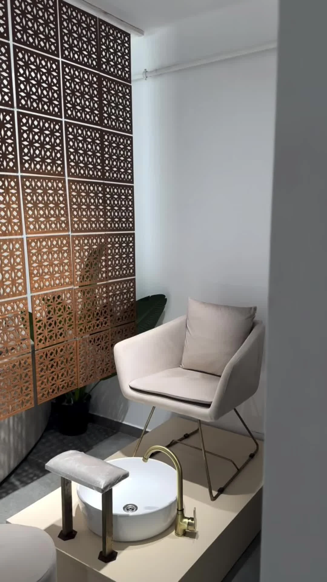 Alis Care Studio — Pedikür köşesi
